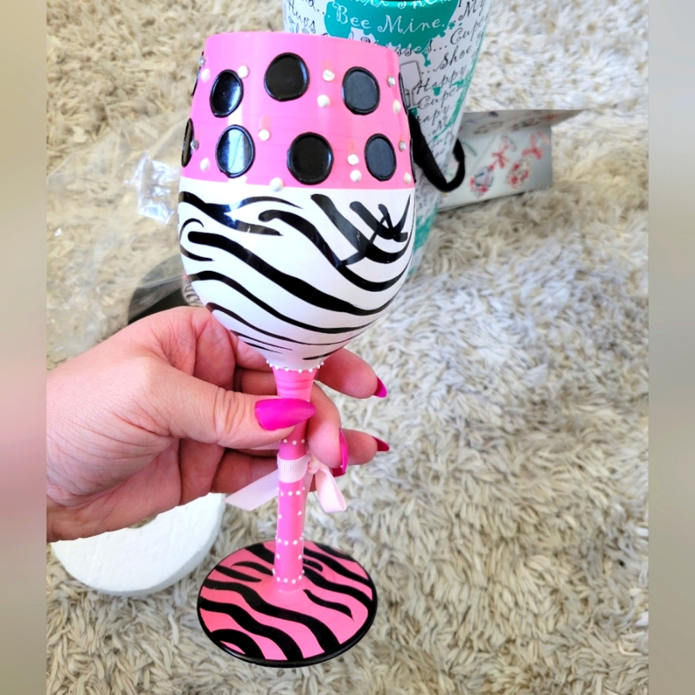 NWB Handpainted Wine Glass by Delish 15oz